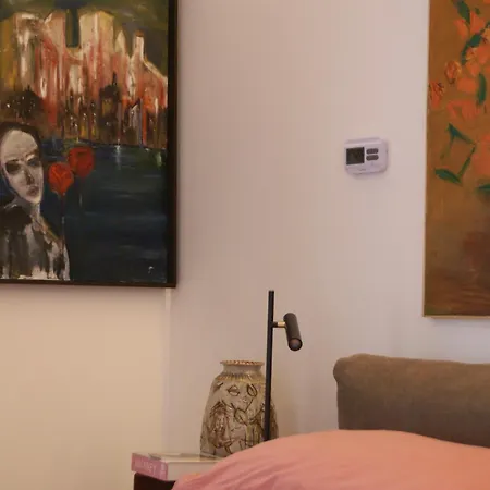 Bed and breakfast Fra Le Righe - Arte , Design E Interni Siciliani