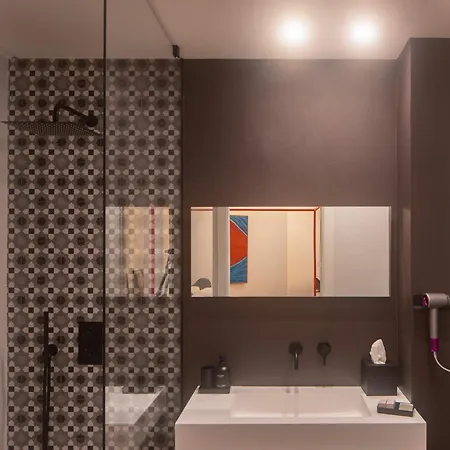 Fra Le Righe - Arte , Design E Interni Siciliani * Катания