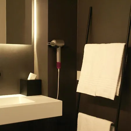 Fra Le Righe - Arte , Design E Interni Siciliani * Катания