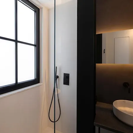 Fra Le Righe - Arte , Design E Interni Siciliani 4* Катания
