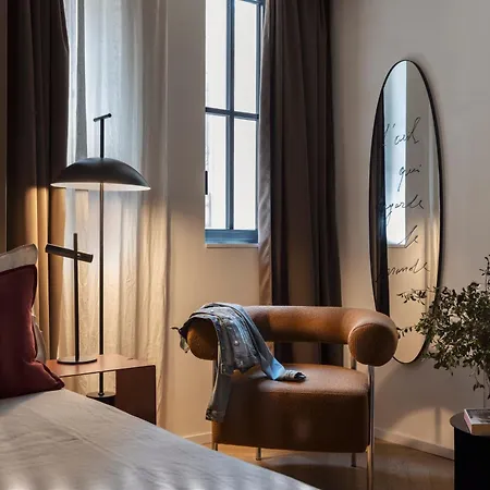 Fra Le Righe - Arte , Design E Interni Siciliani 4* Catania